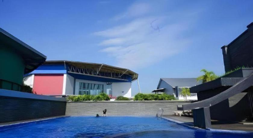 Hotel Asri Plaza Asia Tasikmalaya Exteriör bild